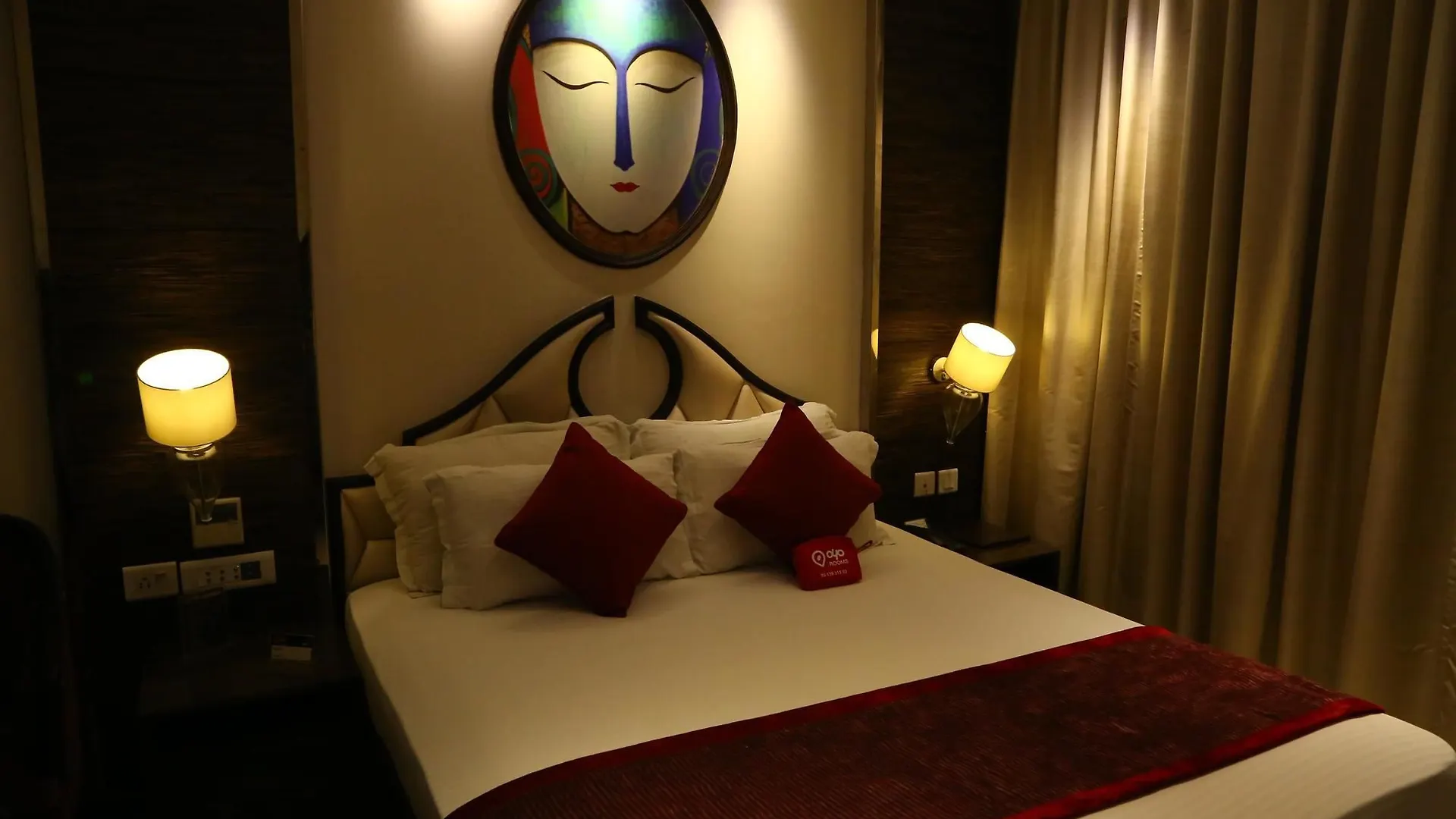 Oyo Premium Sector 43 Chandīgarh
